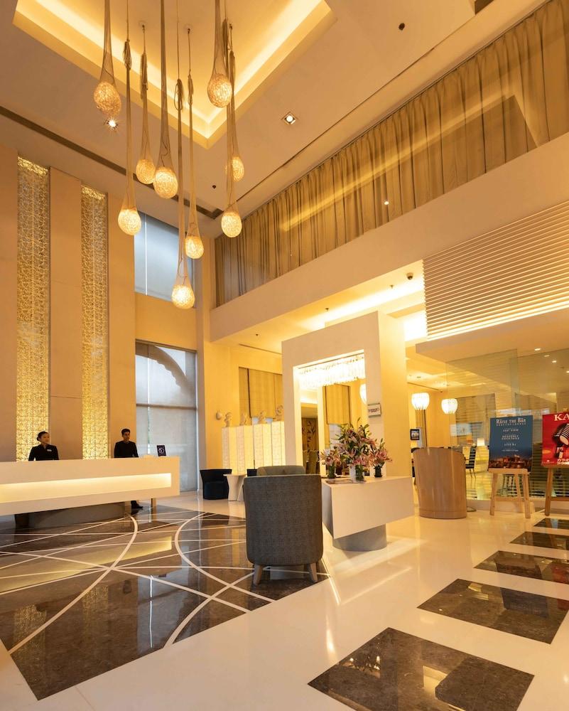 Clarens Hotel Gurgaon Exterior photo