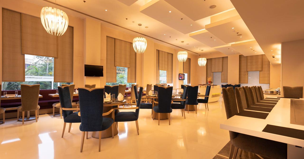 Clarens Hotel Gurgaon Exterior photo